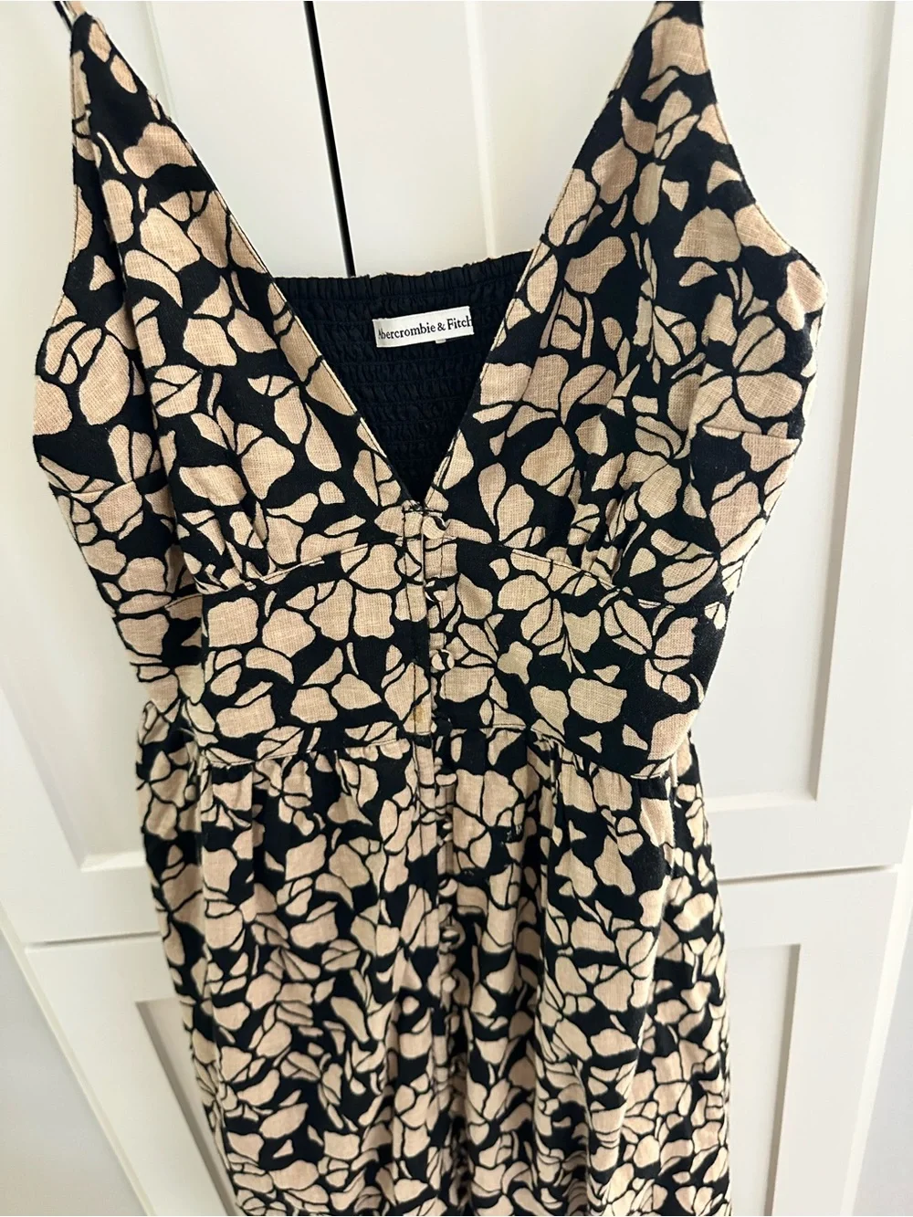 Abercrombie & Fitch Black and Beige Floral Maxi Dress